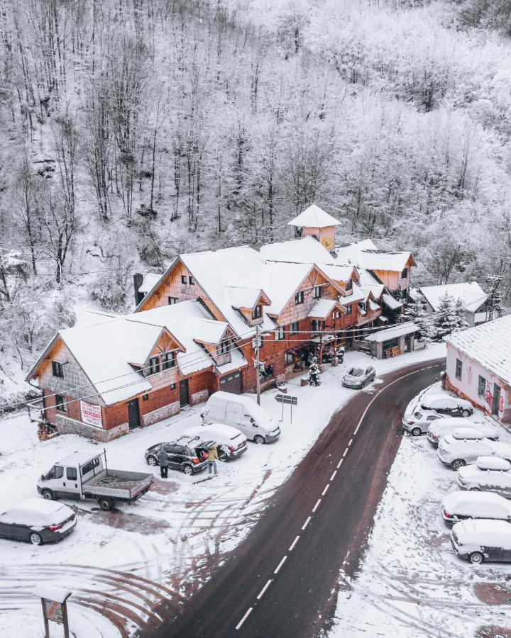 Apartman Pustolov - Stara Planina Crni Vrh Exterior foto